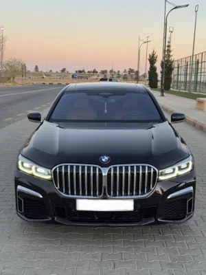 بي ام دبليو 730 صبغ وكالة بدون حوادث BMW 730li M Kit 2022
