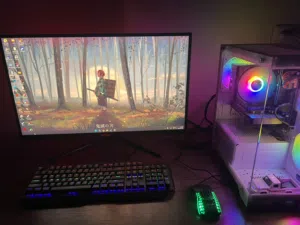 PC تجميعة بي سي مستعمل نظيف مدة 8 شهور فقط  بلا أي أضرار  مع الشاشة وكيبورد وماوس