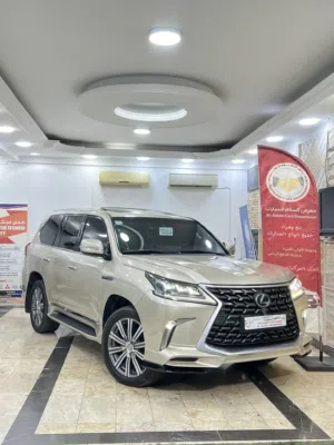 لكزس الدفع الرباعي LX570 2016 خليجي نظيف بحاله جيده