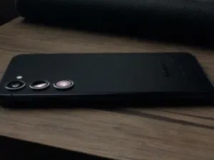 للبيع: Samsung Galaxy S23 128GB - أسود - وارد أمريكي (معالج Snapdragon 8 Gen 2)