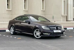 للبيع مرسيدس 2012 C250
