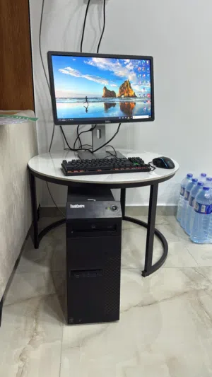 اجهزة لينوفو للبيع بسعر مغري جدا قابل للنقاش مع ماوس و كيبورد جديد جيمنج