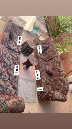 كراسي اربع قطع مناسب لصاله او المجلس