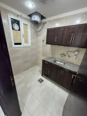 لدينا شقه للايجار تاني ساكن سوبر لوكس المهبولة قطعة 1 شارع 125 We have an apartment for rent, second