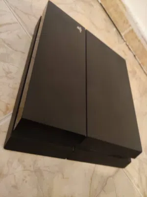 اجهزة PS4 مهكرات