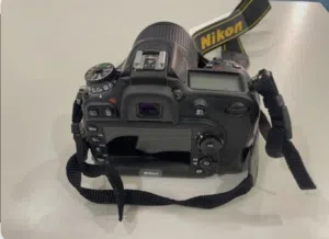 كاميرا نيكون  D7200 مع عدسة 105-18mm