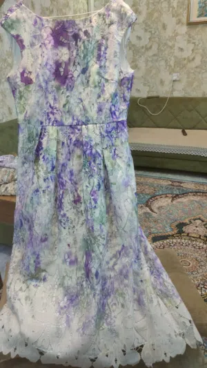 فستان مع يلك