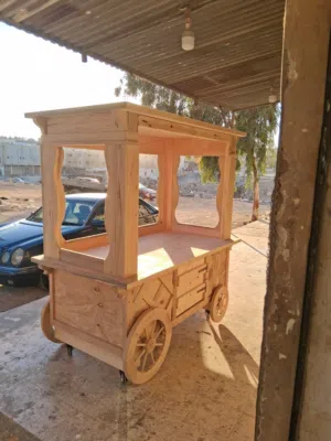 متوفر عربه طول مترين ب متر تقريا.