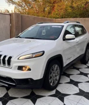 Used Jeep Cherokee in Dhi Qar