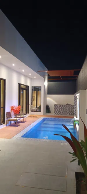 2 Bedrooms Chalet for Rent in Al Batinah Barka