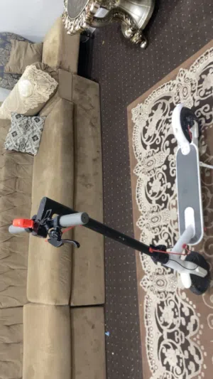 البيع السكوتر نظيف تواير جديد مع شحن