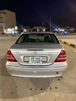 مرسيدس كاكويا
