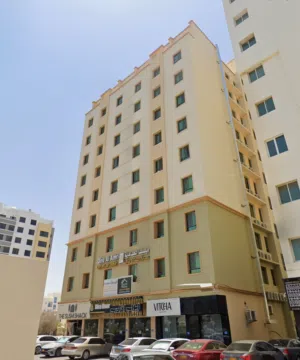 شقة مفروشة للإيجار شارع مزون موقع مميز  Furnished Apartment for Rent Mazoon St prime location