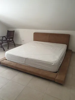 Bedrooms - Beds . Used1