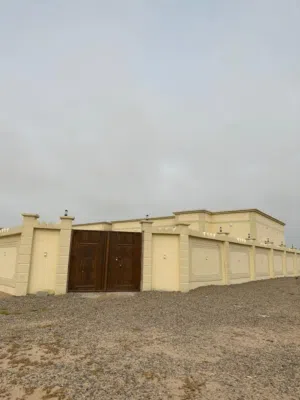 250 m2 2 Bedrooms Townhouse for Rent in Al Sharqiya Other