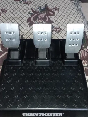 دعسات سياره اصليه للبلستيشنات