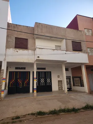 3 Bedrooms . 2 Bathrooms . 109 m23