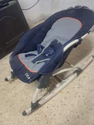 هزاز اطفال  ملحق بقواعد تثبيت  بسعر  ممتاز 15