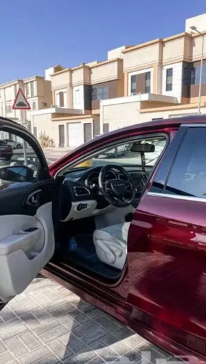 Used Chrysler 200 in Al Riyadh