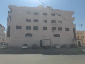عمارة تجاري محلي للبيع