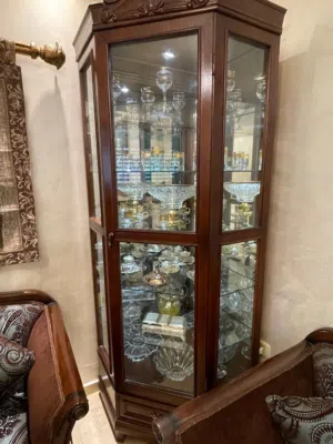 طاوله سفره خشب كرز مع ست كراسي تفصيل +فضيه تفصيل بحاله ممتازه
