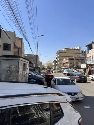 مشتمل للبيع يصلح سكني او فرصة مشروع تجاري مساحة 103 واجهه 6 م