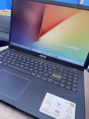 ASUS Laptop condition like New