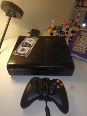 عرض بس3 ايام Xbox 360 super slim