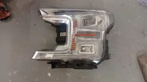 ليت فورد F150 جهه اليسار
