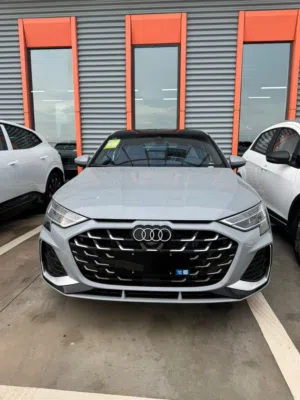 اودي Rs......... .