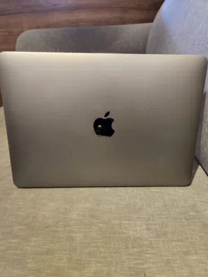 MacBook Retina 2017 M3