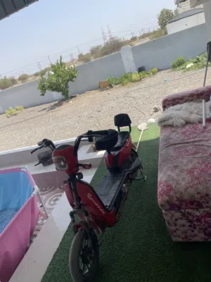 للبيع دراجه كهربائيه بسعر معقول