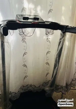 جهاز ركض كهربائي