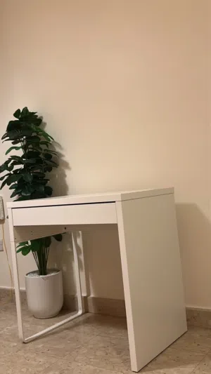 Brand table