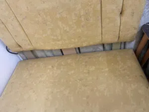 سرير واحد للبيع