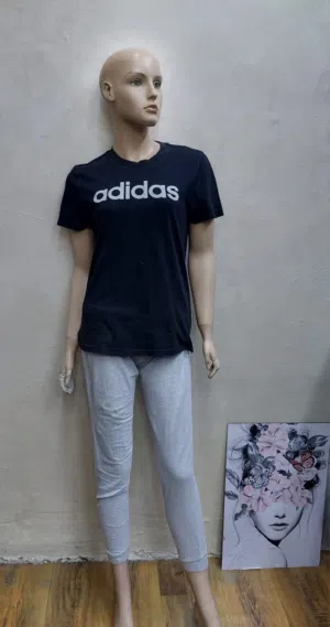 ملابس أوروبيه للبيع