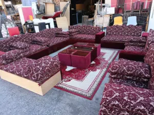 جلسه تفصيل صناديق بكس تخزين فرشات ومساند متحركه خشب لاتيه صوف كامله