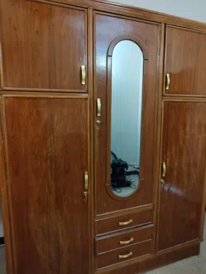 كنتور 3 أبواب للبيع كما موضح بالصور