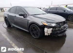 2020 TOYOTA CAMRY, LE
