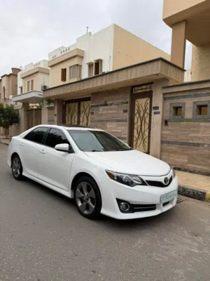 تيوتا كمري 2015