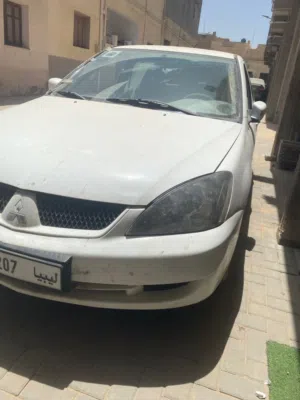 متشي لا نسر