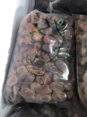 للبيع تمر خلاص وبونارنجه وغيرها نظيف ومكيس ومخزن في الثلاجه