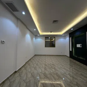 شقة سكنية للإيجار في أبو فطيرة