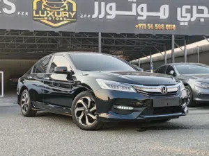 هوندا اكورد موديل 2017 ممشى 105 الف كم
