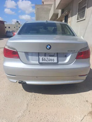 528i   BMW