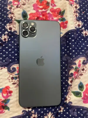 11 pro max للبيع