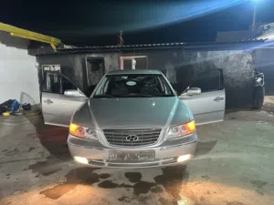 هونداي ازيرا فل الافتحه نضافه زي ماوضح قدامك سياره بحالتها لي جيت بيها