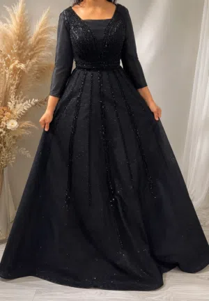 فستان اسود فاخر ، luxurious black dress