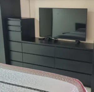 Set 2 chest of drawers +2 bedside table IKEA like new