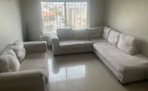 طقم كورنر لون بيج بحالة جيدة للبيع